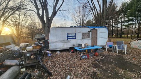 Tiny photo for 3880 W County Rd 1400 S Street, Kokomo, IN 46901 (MLS # 202600190)