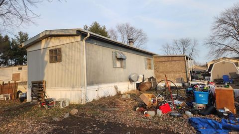 Tiny photo for 3880 W County Rd 1400 S Street, Kokomo, IN 46901 (MLS # 202600190)