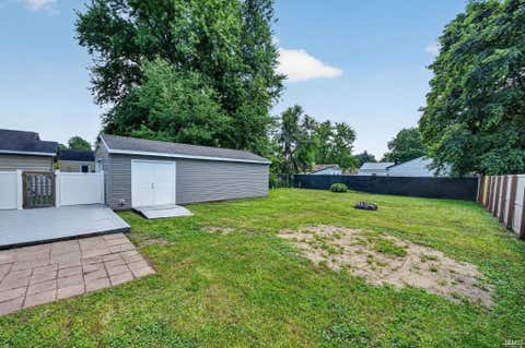 Tiny photo for 602 W Elm Street, New Carlisle, IN 46552 (MLS # 202627721)