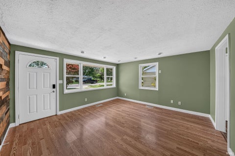 Tiny photo for 602 W Elm Street, New Carlisle, IN 46552 (MLS # 202627721)