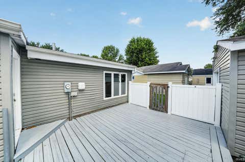 Tiny photo for 602 W Elm Street, New Carlisle, IN 46552 (MLS # 202627721)