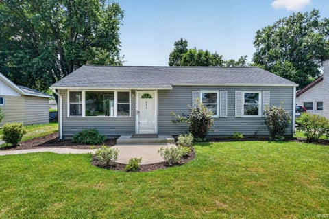 Photo of 602 W Elm Street, New Carlisle, IN 46552 (MLS # 202627721)