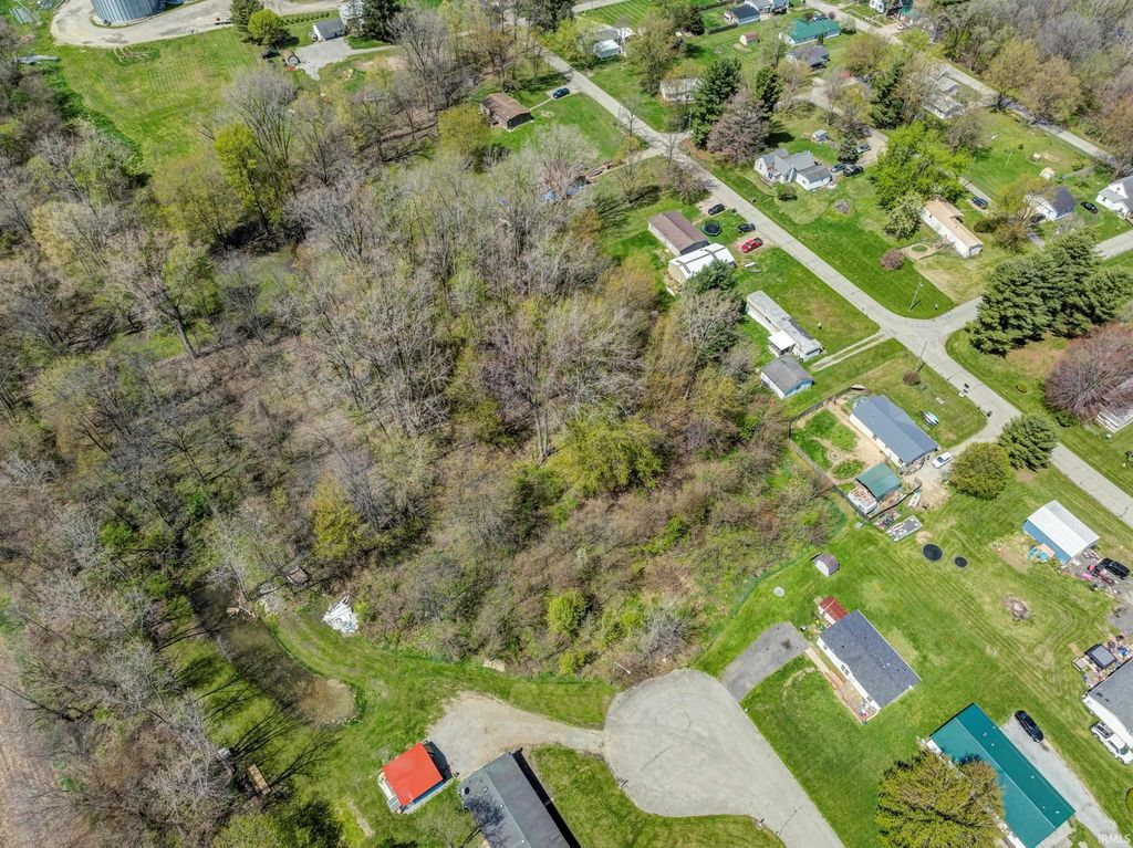 Photo of TBD N Willow Bend Drive, Wolcottville, IN 46795 (MLS # 202614268)