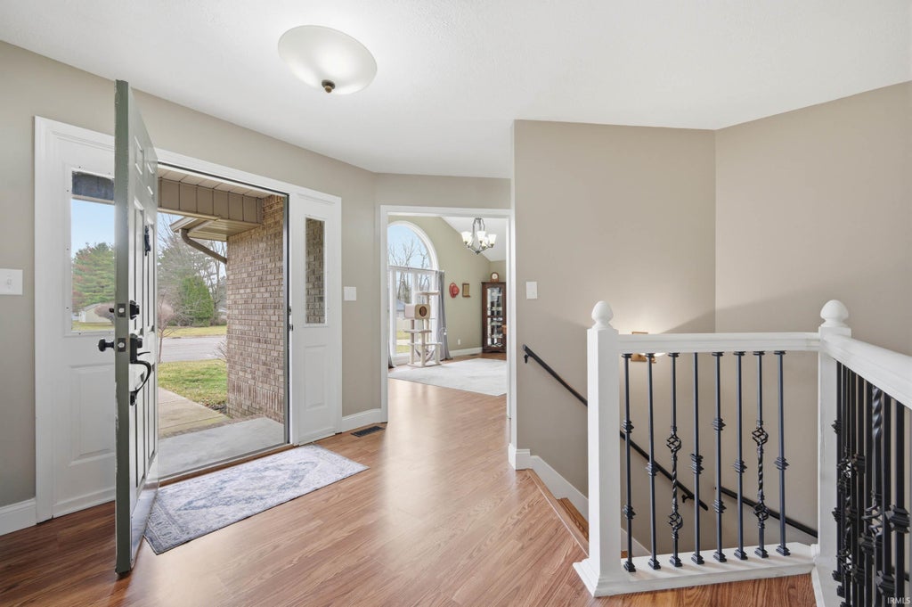 Photo of 209 N Copperwood Court, Muncie, IN 47304 (MLS # 202641194)