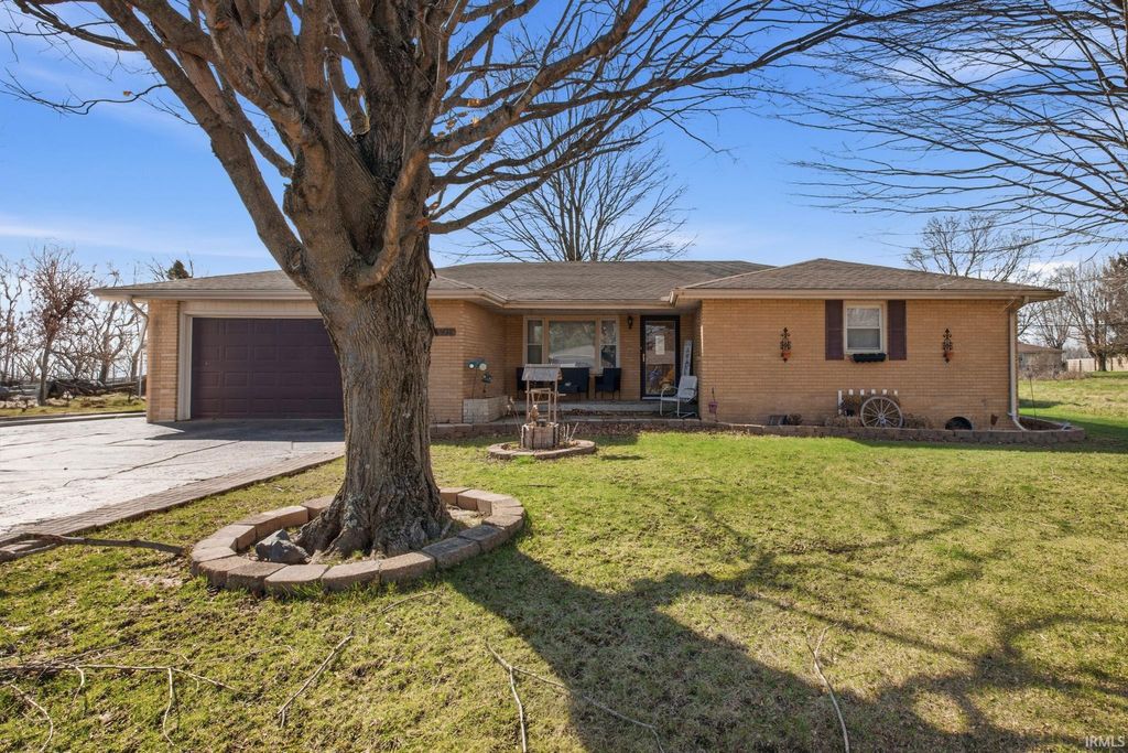 Photo of 501 S Hardacre Court, New Castle, IN 47362 (MLS # 202608449)