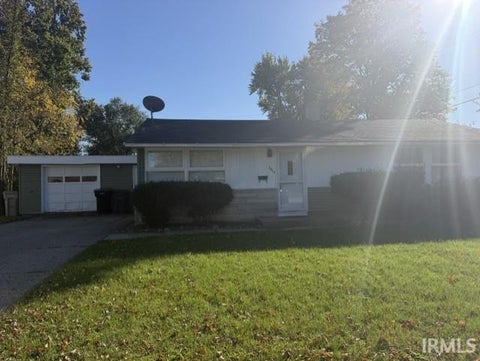 Photo of 3414 Brookhurst Place, South Bend, IN 46615 (MLS # 202643614)