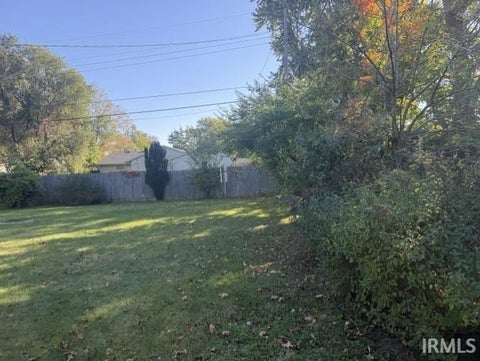 Tiny photo for 3414 Brookhurst Place, South Bend, IN 46615 (MLS # 202643614)
