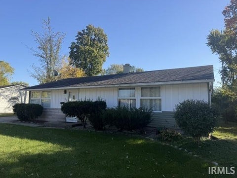 Tiny photo for 3414 Brookhurst Place, South Bend, IN 46615 (MLS # 202643614)
