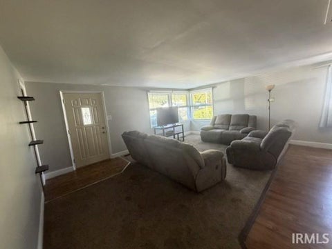 Tiny photo for 3414 Brookhurst Place, South Bend, IN 46615 (MLS # 202643614)