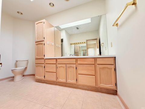 Tiny photo for 2151 W Woodview Drive, Marion, IN 46952 (MLS # 202604904)