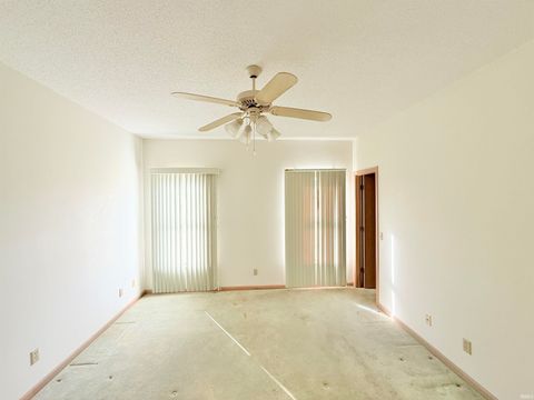 Tiny photo for 2151 W Woodview Drive, Marion, IN 46952 (MLS # 202604904)