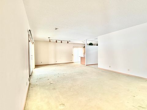 Tiny photo for 2151 W Woodview Drive, Marion, IN 46952 (MLS # 202604904)