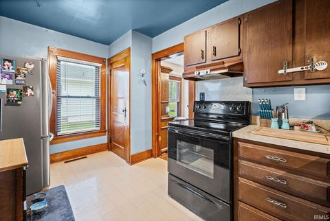 Tiny photo for 123 S 29th Street, Lafayette, IN 47904 (MLS # 202616742)