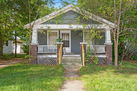 Photo of 2201 S Main Street, Elkhart, IN 46517 (MLS # 202540689)