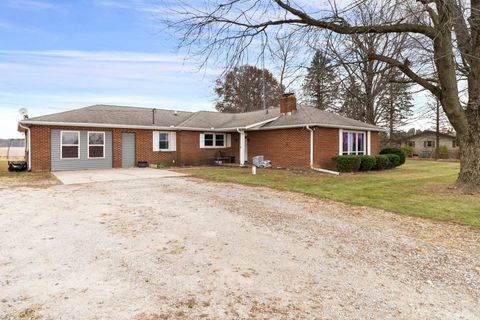 Photo of 5894 N SR 25, Logansport, IN 46947 (MLS # 202547270)