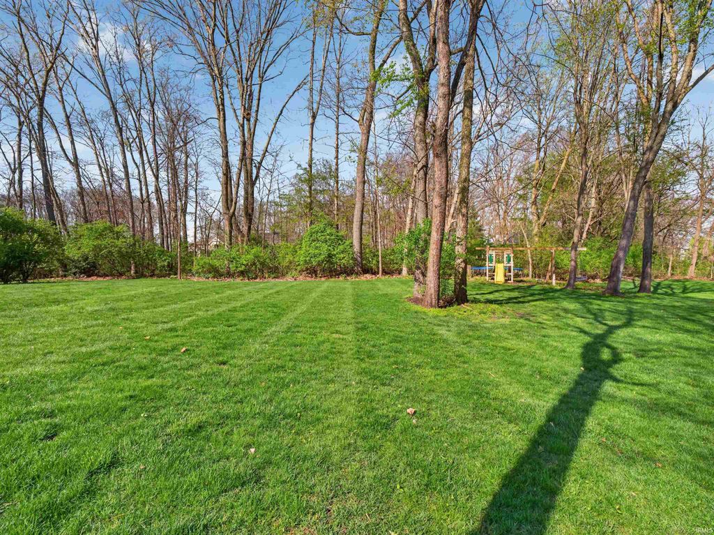 Photo of 67491 Kensington Drive #129A, Goshen, IN 46526 (MLS # 202614520)