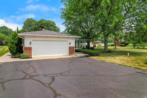 Tiny photo for 1256 Big Hills Road, Rochester, IN 46975 (MLS # 202630139)