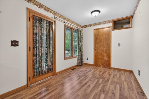 Tiny photo for 1811 E MONROE Pike, Marion, IN 46953 (MLS # 202615345)