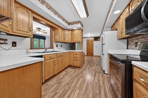 Tiny photo for 1811 E MONROE Pike, Marion, IN 46953 (MLS # 202615345)