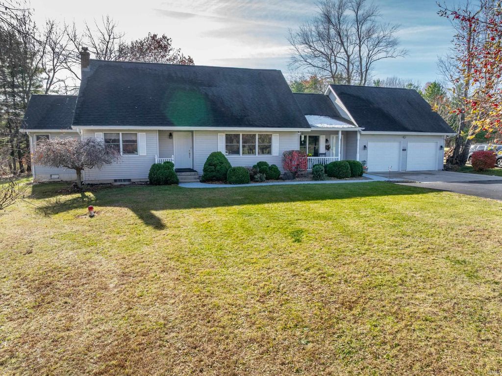 Photo of 7713 E Old 30 Road, Pierceton, IN 46562 (MLS # 202547335)