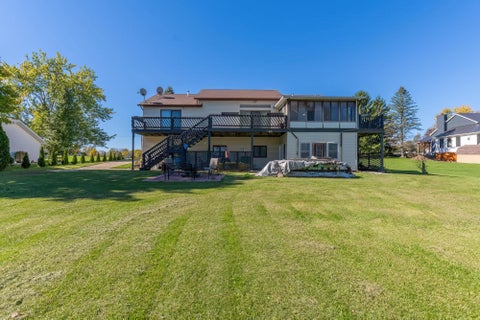 Tiny photo for 5010 Terry Lake Road, Hamilton, IN 46742 (MLS # 202643689)