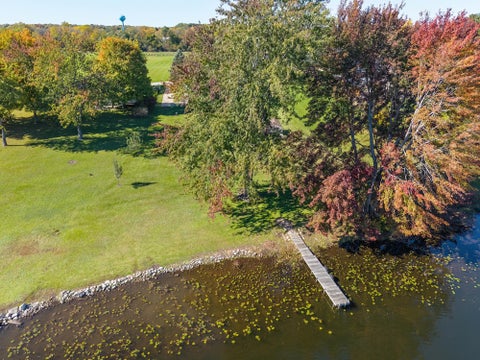 Tiny photo for 5010 Terry Lake Road, Hamilton, IN 46742 (MLS # 202643689)