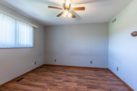 Tiny photo for 5010 Terry Lake Road, Hamilton, IN 46742 (MLS # 202643689)