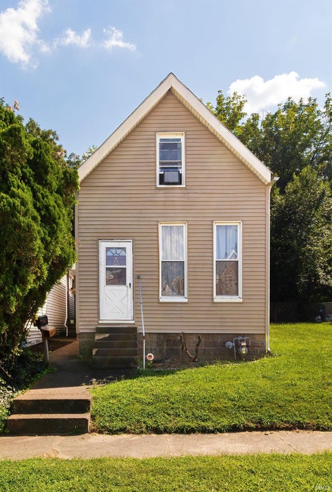 Tiny photo for 2806 W Virginia Street, Evansville, IN 47712 (MLS # 202636231)