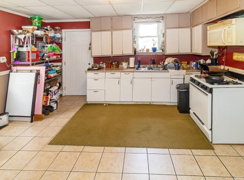 Tiny photo for 2806 W Virginia Street, Evansville, IN 47712 (MLS # 202636231)