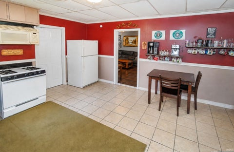 Tiny photo for 2806 W Virginia Street, Evansville, IN 47712 (MLS # 202636231)