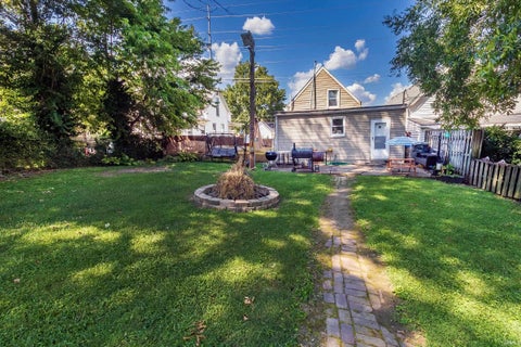 Tiny photo for 2806 W Virginia Street, Evansville, IN 47712 (MLS # 202636231)