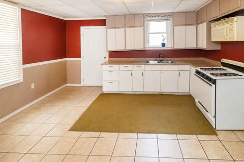 Tiny photo for 2806 W Virginia Street, Evansville, IN 47712 (MLS # 202636231)