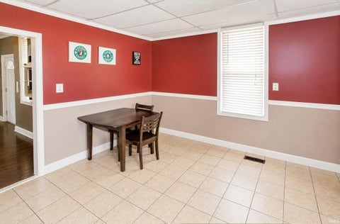 Tiny photo for 2806 W Virginia Street, Evansville, IN 47712 (MLS # 202636231)