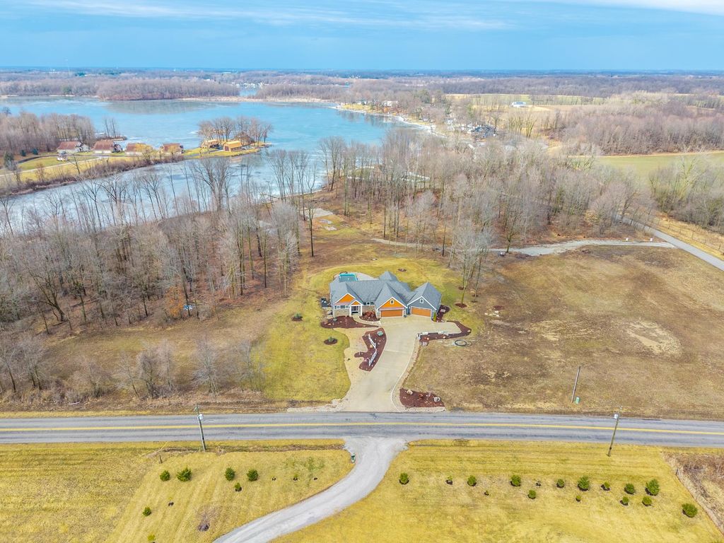 Photo of 4393 E 850 N, Rome City, IN 46784 (MLS # 202603844)