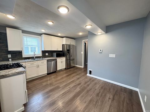 Tiny photo for 806 W Woodland Avenue, Kokomo, IN 46902 (MLS # 202542282)