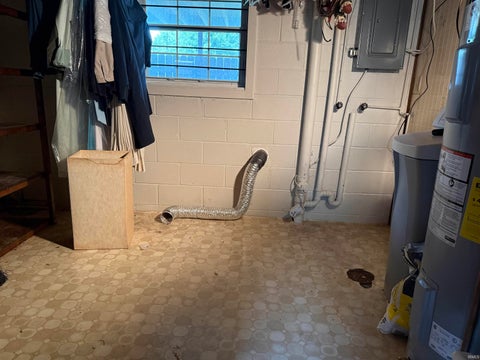 Tiny photo for 7344 Oakpark Drive, Newburgh, IN 47630 (MLS # 202623292)