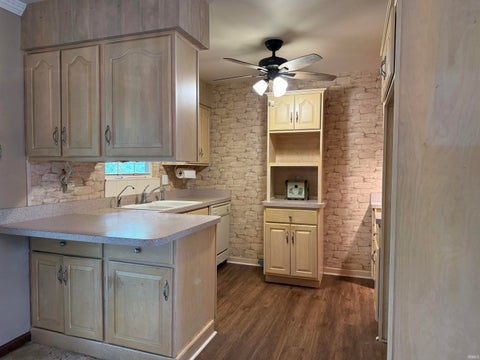 Tiny photo for 7344 Oakpark Drive, Newburgh, IN 47630 (MLS # 202623292)