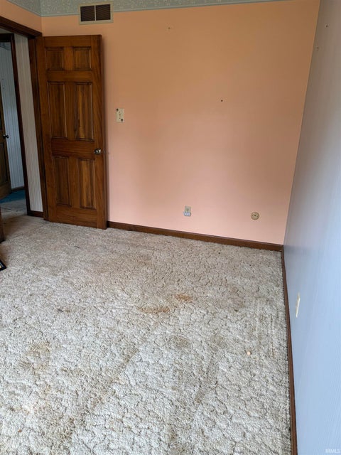 Tiny photo for 7344 Oakpark Drive, Newburgh, IN 47630 (MLS # 202623292)