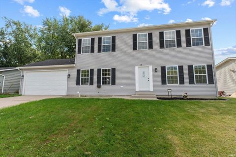 Photo of 2933 Colonial Drive, Mishawaka, IN 46545 (MLS # 202541442)