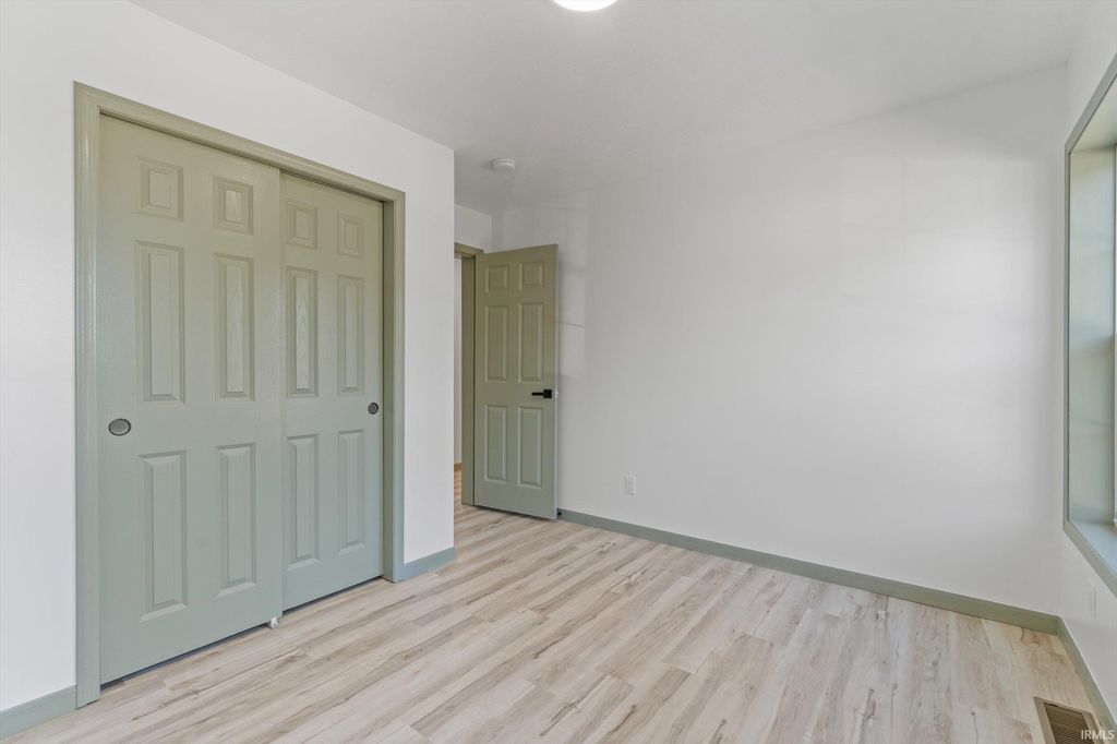 Photo of 2933 Colonial Drive, Mishawaka, IN 46545 (MLS # 202541442)