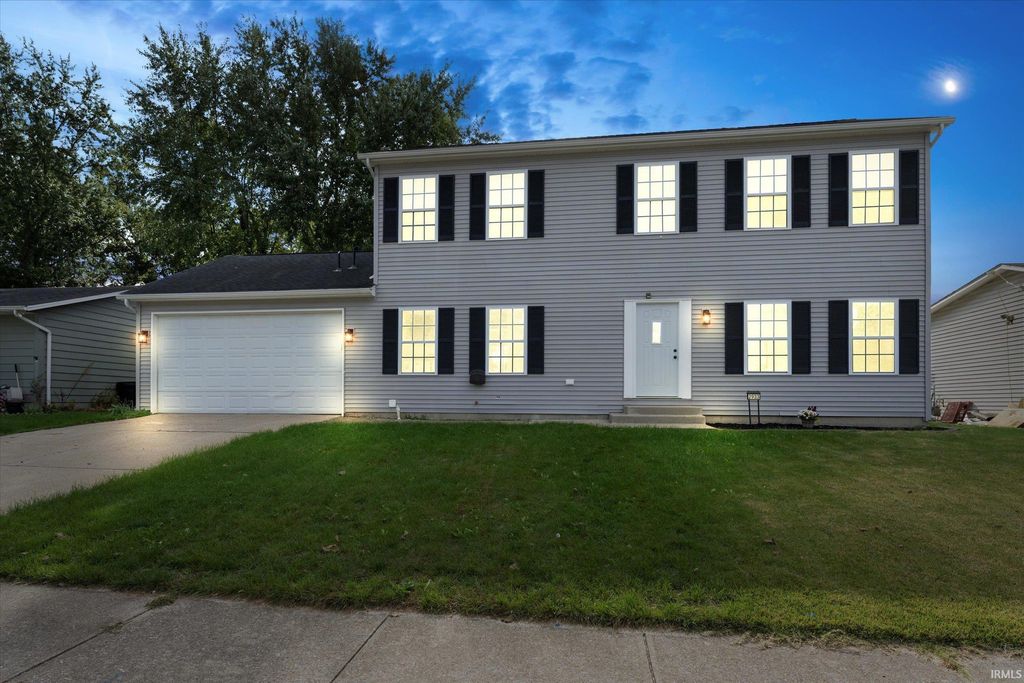 Photo of 2933 Colonial Drive, Mishawaka, IN 46545 (MLS # 202541442)