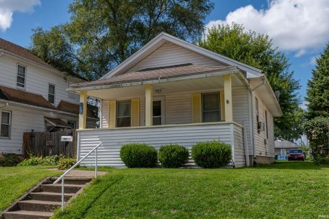 Photo of 137 Monmoor Avenue, Mishawaka, IN 46544 (MLS # 202540631)