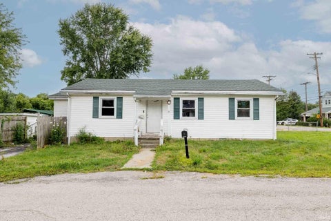 Photo of 2301 U Street, Bedford, IN 47421 (MLS # 202633651)