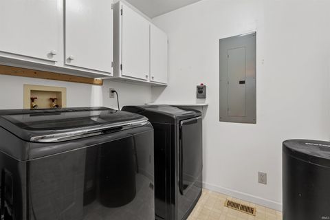 Tiny photo for 4335 E Arrowhead Road, Monticello, IN 47960 (MLS # 202601464)