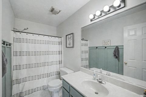 Tiny photo for 409 Castlewood Court, Lafayette, IN 47905 (MLS # 202614431)