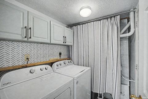 Tiny photo for 409 Castlewood Court, Lafayette, IN 47905 (MLS # 202614431)