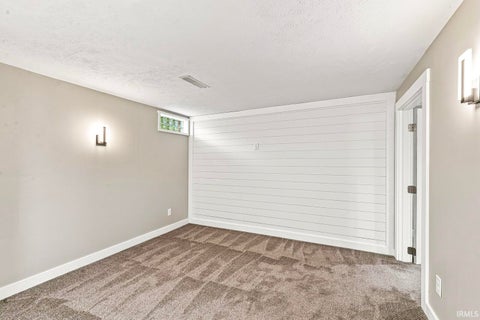 Tiny photo for 15747 Wagon Wheel N, Granger, IN 46530 (MLS # 202636905)