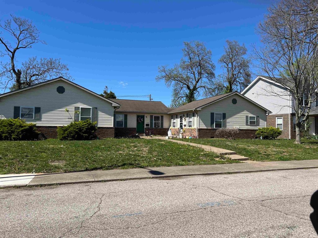 Photo of 1106/1108/1110 Cherry Street, Evansville, IN 47713 (MLS # 202616893)