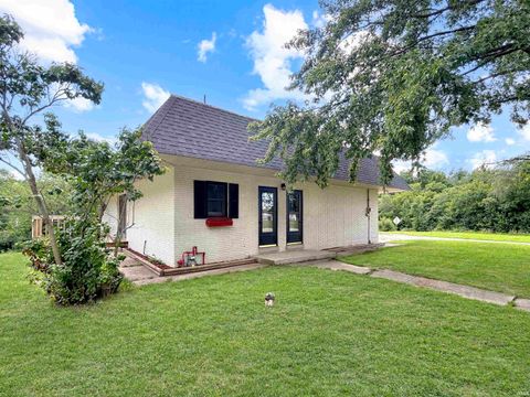 Tiny photo for 3513 Old State Road 25 Road, Lafayette, IN 47905 (MLS # 202626285)