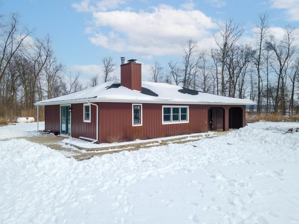 Photo of 10506 E 250 N, Van Buren, IN 46991 (MLS # 202603152)